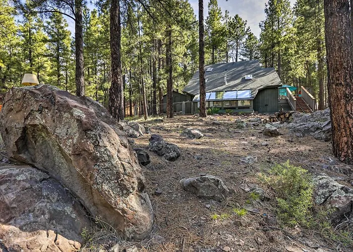 Woodsy Flagstaff Hideaway W/ Deck + Sunroom! *