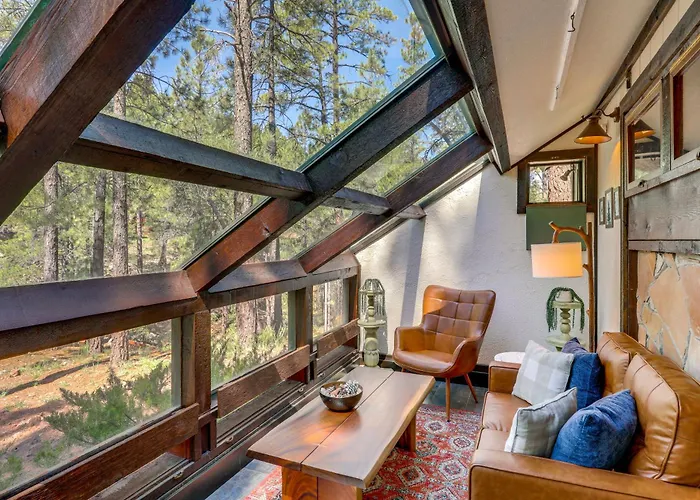 Woodsy Flagstaff Hideaway W/ Deck + Sunroom! *